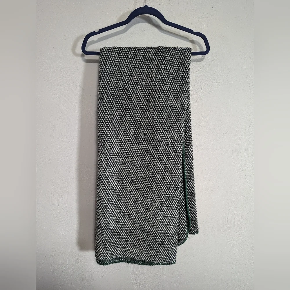 Hearth and Hand with Magnolia wool-blend blanket